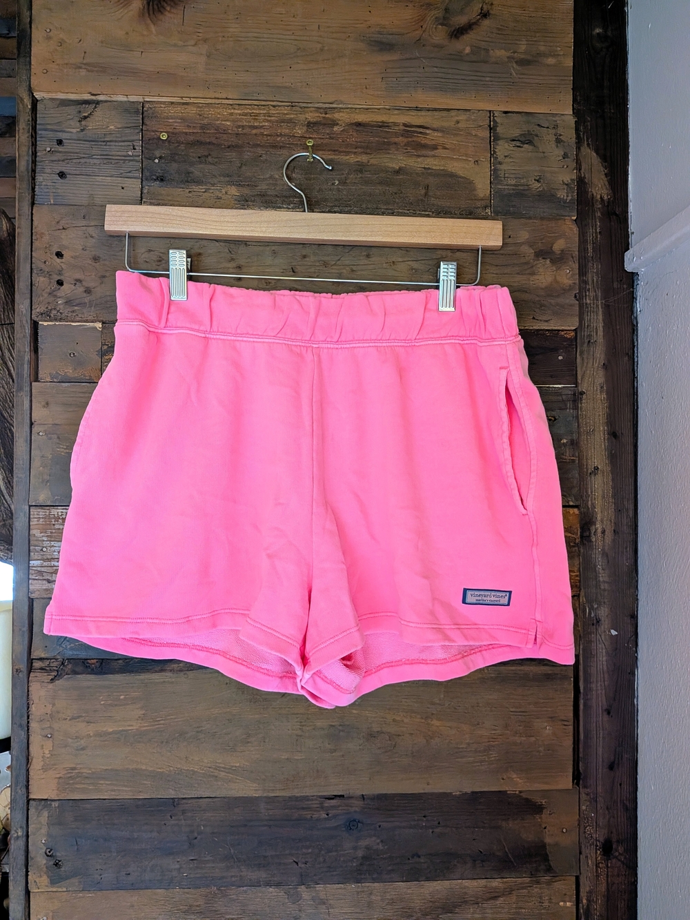 Vineyard Vines Women's Pink Athletic Lounge Shorts